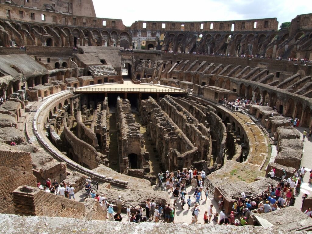 Колизей — главная арена сражений гладиаторов эпохи Древнего Рима