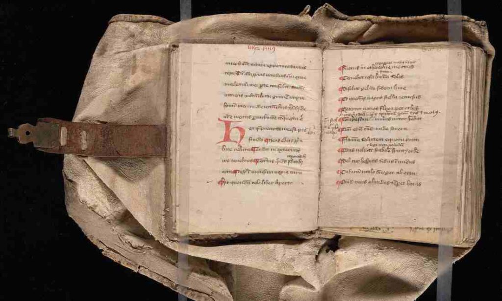 Как относились к книгам во времена мрачного Средневековья?