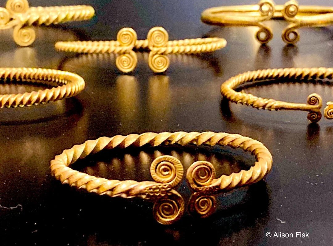 Золотые кольца скандинавского бронзового века