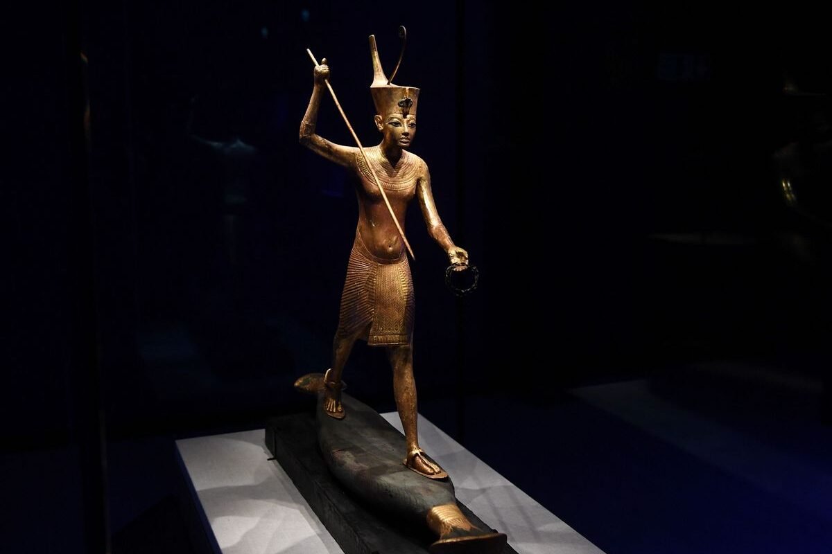 Позолоченная статуэтка Тутанхамона