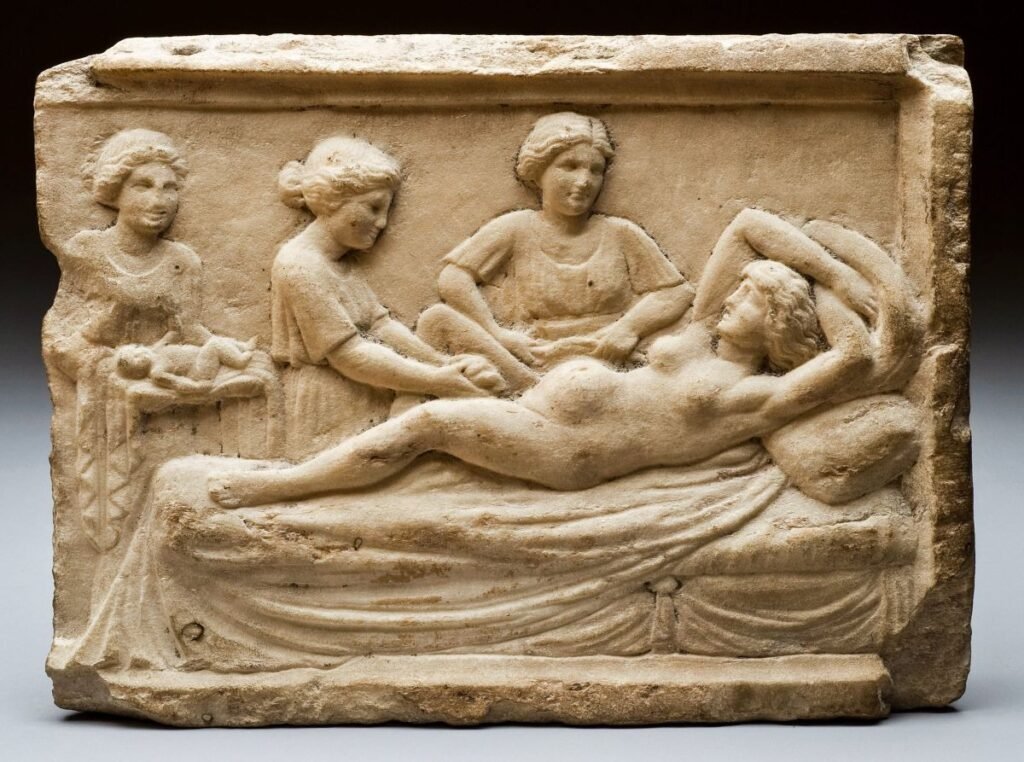 Цена материнства в античном мире: женская смертность во время родов