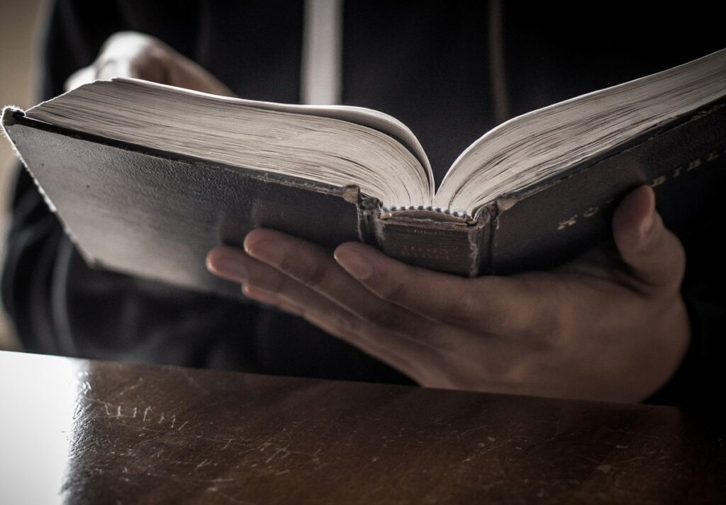 Кто решил, из каких книг должна состоять Библия?