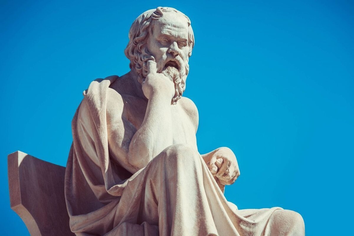 10 мудрых высказываний Сократа, которые вдохновляют и трансформируют мышление