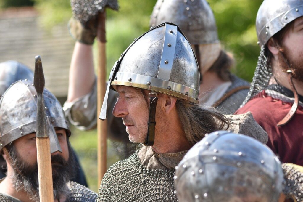 Носили ли викинги рогатые шлемы?