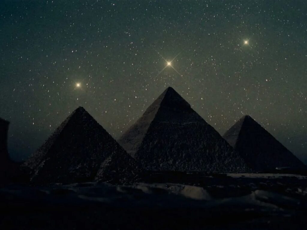 Как пирамиды Гизы связаны с космосом?
