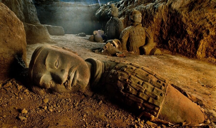 Почему археологи не решаются вскрыть гробницу первого императора Китая?