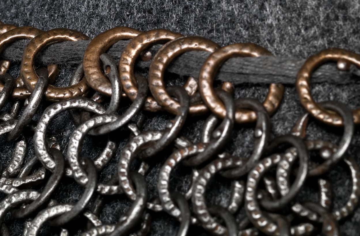 Сколько колец было в кольчуге и почему она стоила дорого