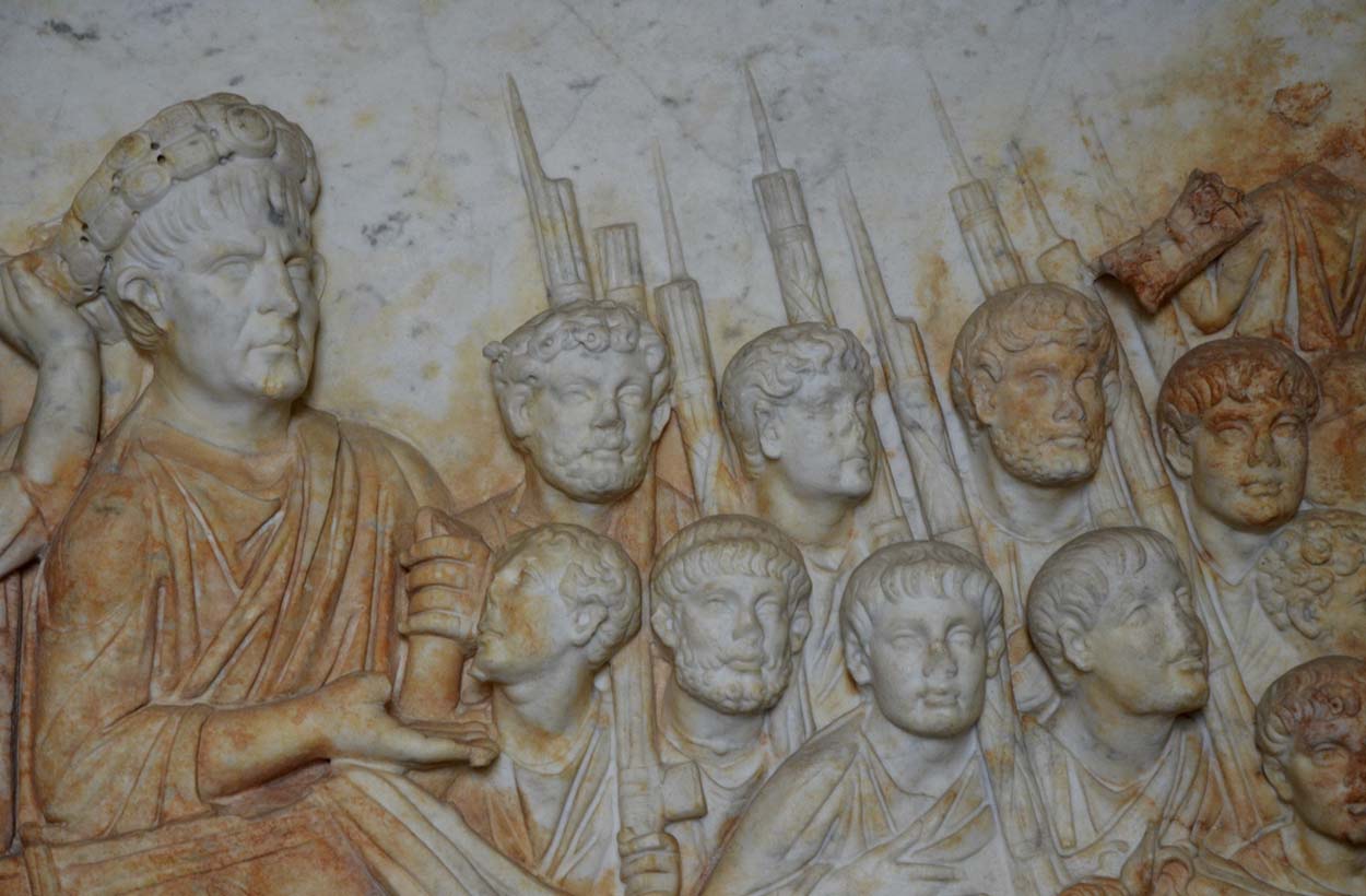 Что римляне позаимствовали у этрусков